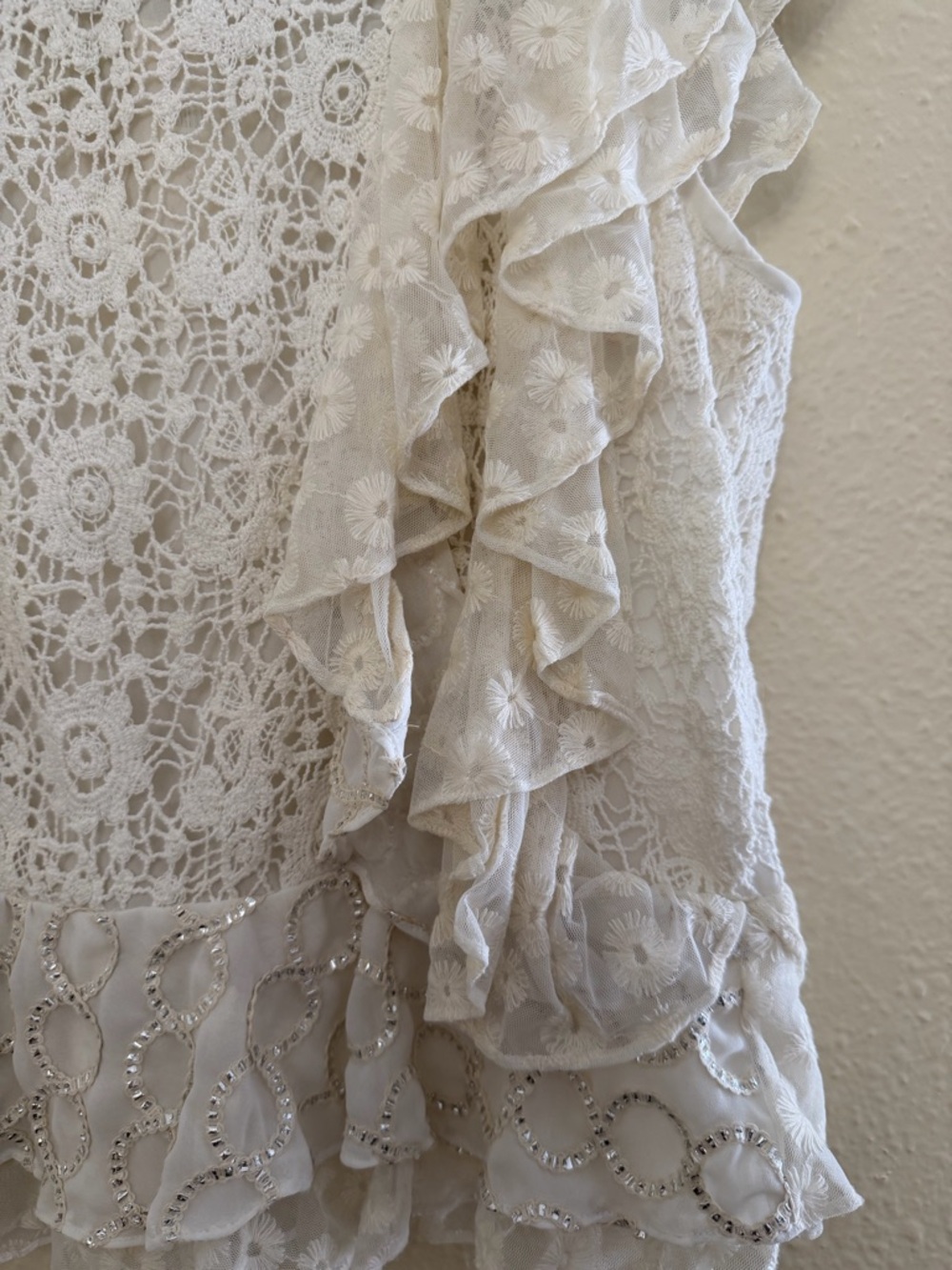 NWT Verb Anthropologie Embroidered Lace Ruffle Top - Picture 13 of 13